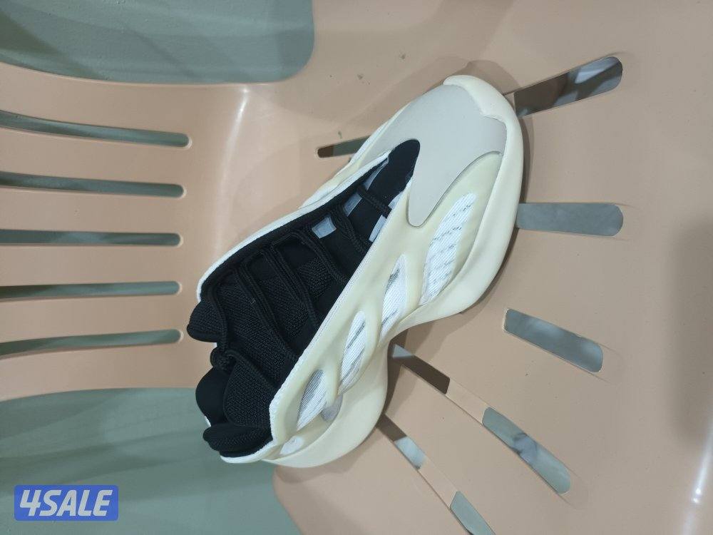 للبيع بالجمله احذيه نسائيه من مقاس ٣٧ الي ٤١4