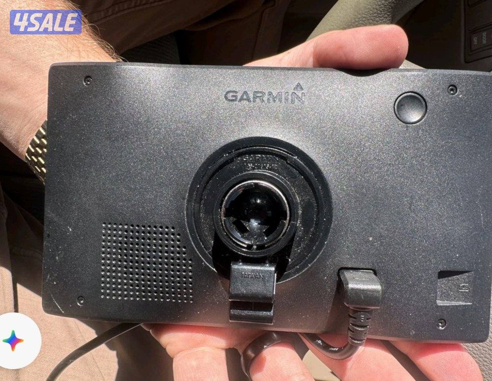 للبيع قارمن مستعمل في الكويت garmin4