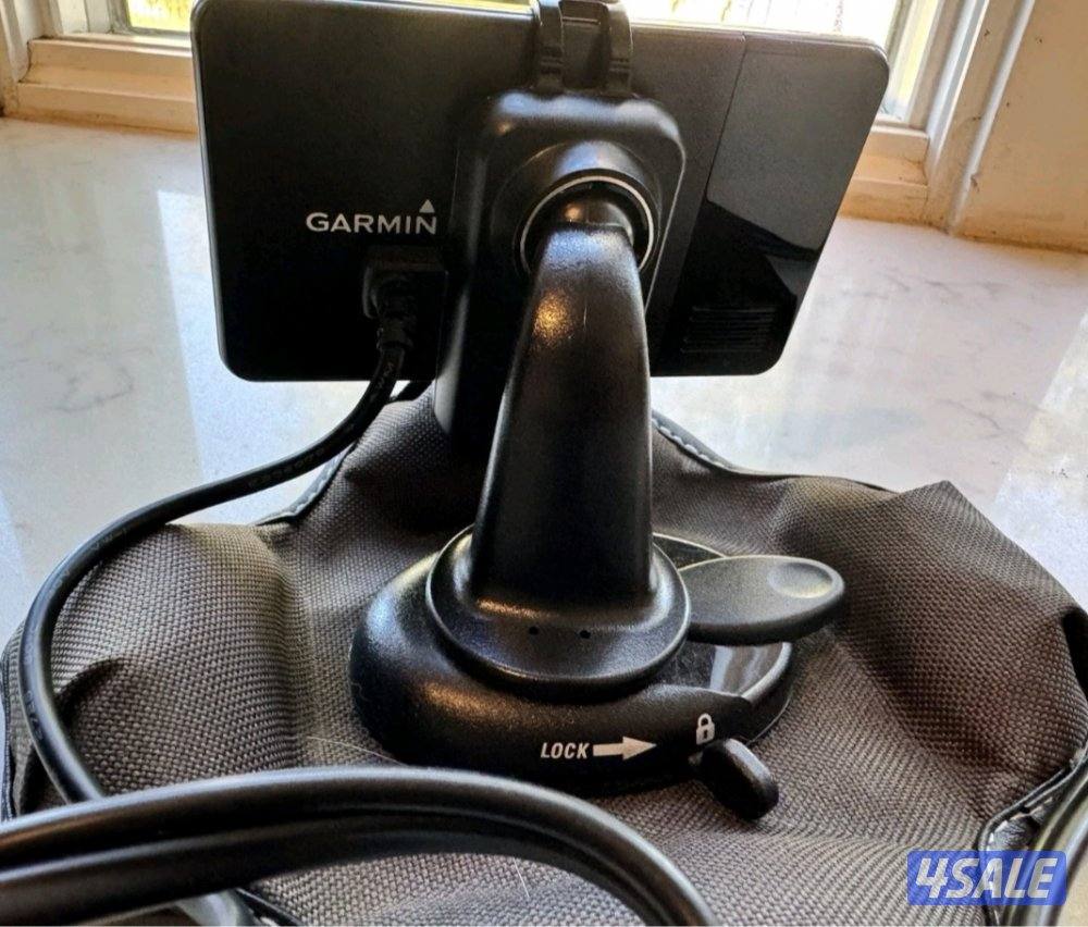 للبيع قارمن مستعمل في الكويت garmin13