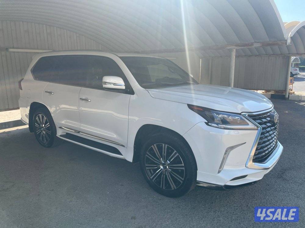 لكزس 2017 درجة اولى لون ابيض صدفي1