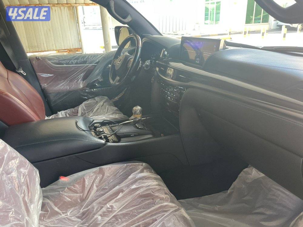 لكزس 2017 درجة اولى لون ابيض صدفي7