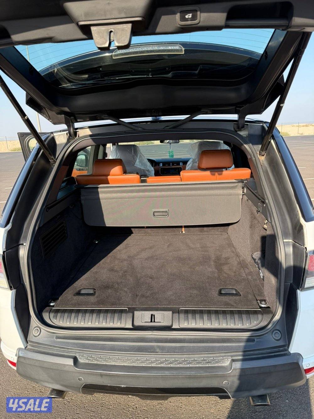 رنج سبورت 2014 صبغ الوكاله شرط الفحص مكينه قير بدي ماشي 330000 الف3