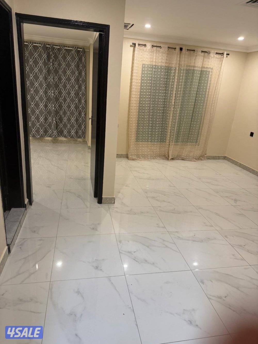 شقق للايجار خلو غرفة وصالة ومطبخ وحمام تشطيب سوبر لوكس1