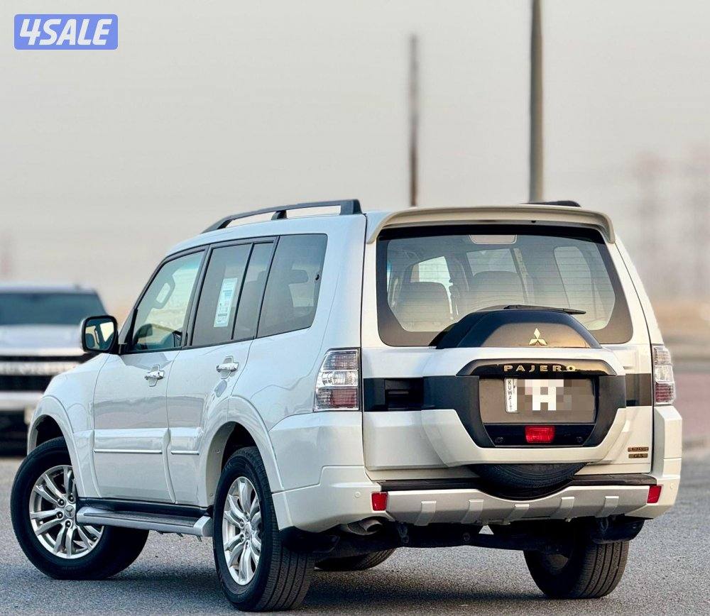 باجيرو ميتسوبيشي اعلى المواصفات المكينه الكييره 2020 صبغ الوكاله5