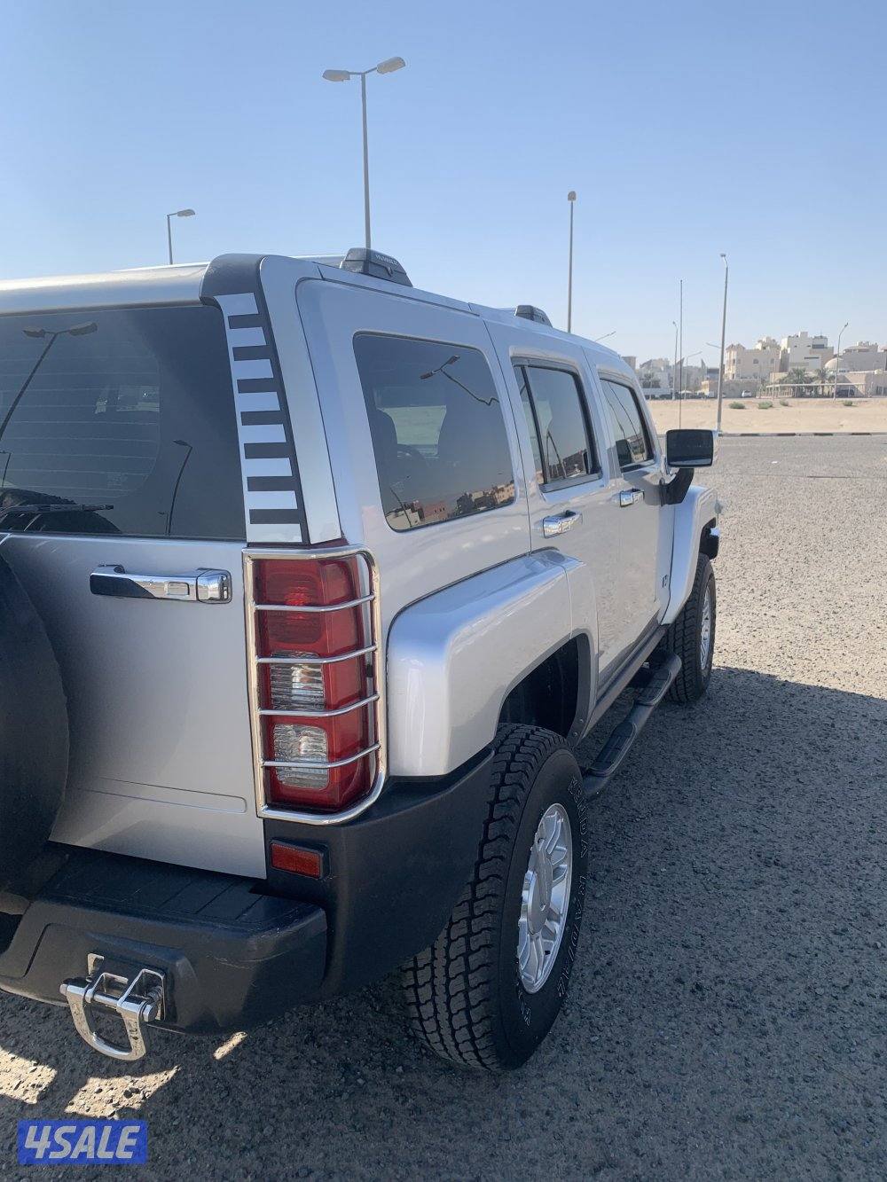 للبيع همر H3  موديل 2009   اللي يبي موتر نظيف واستعمال6