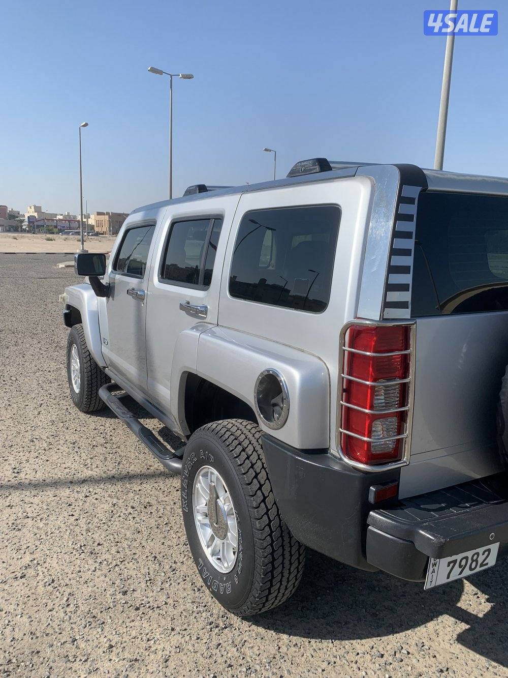 للبيع همر H3  موديل 2009   اللي يبي موتر نظيف واستعمال7