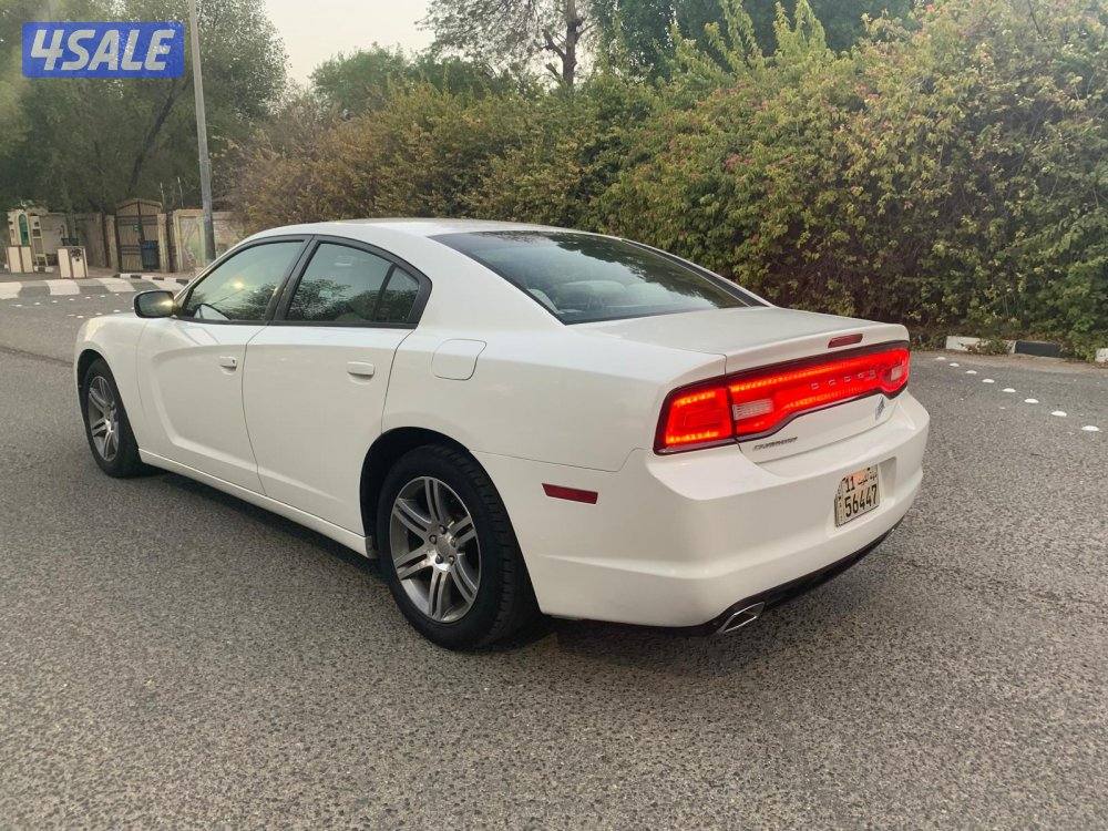 للبيع دودج شارجر 2013  فحص V6 الون صدفي مكيف ثلج جاهز مجهز من الدعامية2