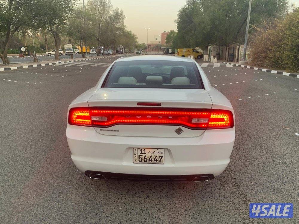 للبيع دودج شارجر 2013  فحص V6 الون صدفي مكيف ثلج جاهز مجهز من الدعامية5