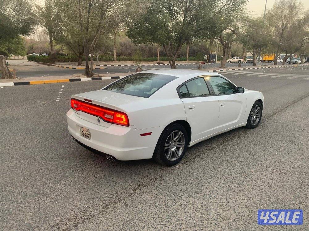 للبيع دودج شارجر 2013  فحص V6 الون صدفي مكيف ثلج جاهز مجهز من الدعامية6