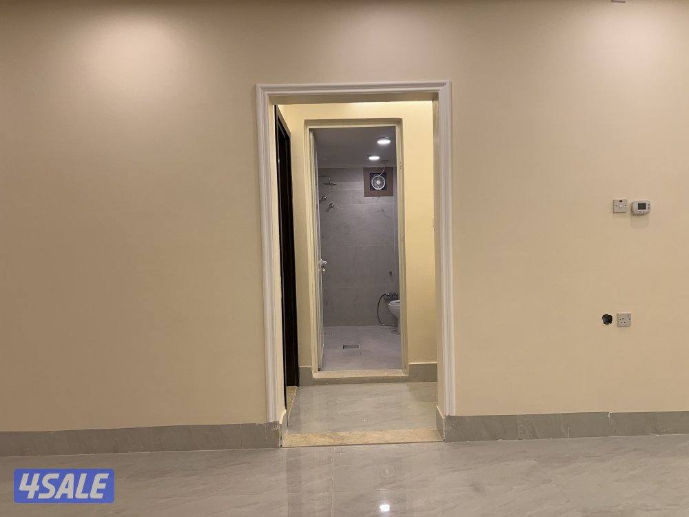 للايجار شقه بالرابيه قطعه 17