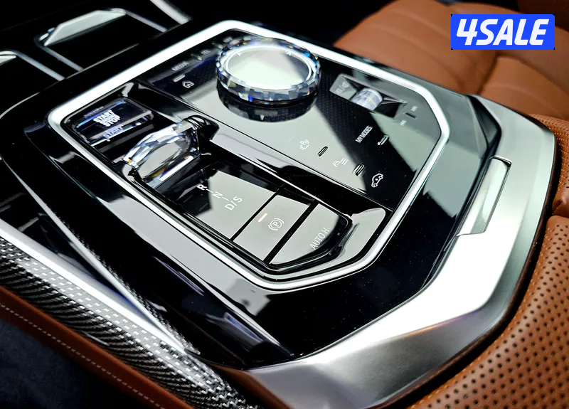 BMW  760i M Sport Pro 2 Tone17