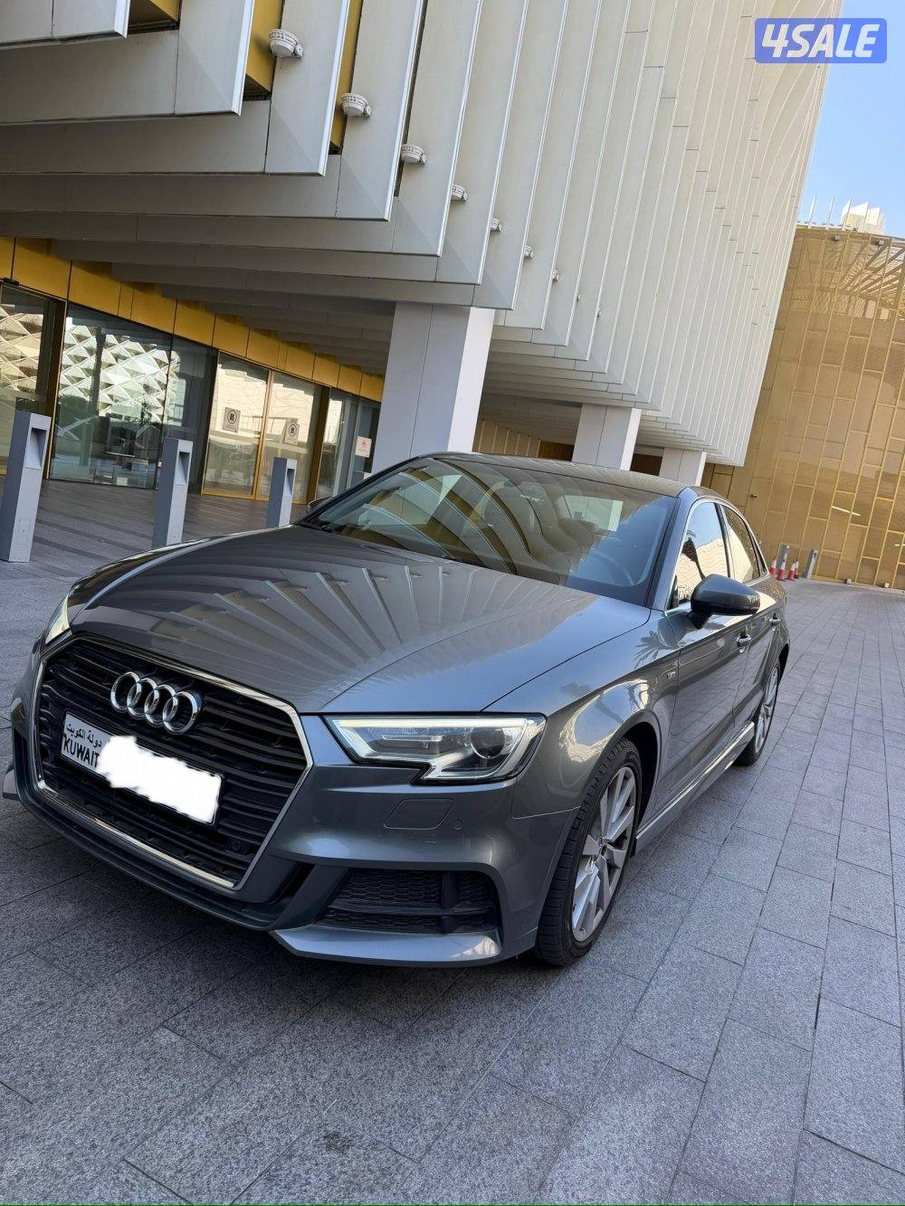 للبيع اودي A3 S-Line موديل 2019 كالجديد وارد الكويت0