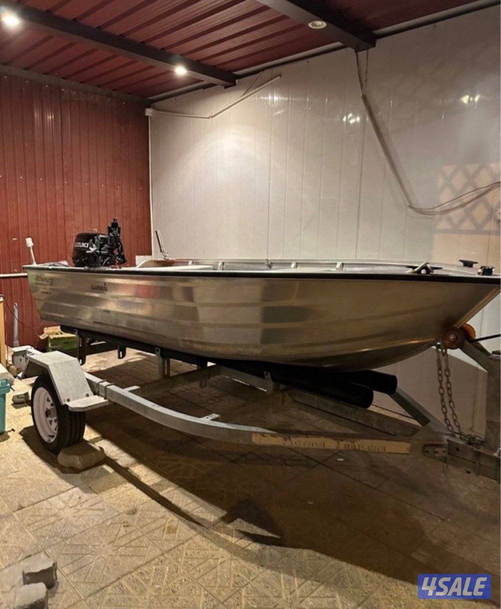 طراد كيمبل 12 قدم مع مكينه سوزوكي 20 حصان 20220