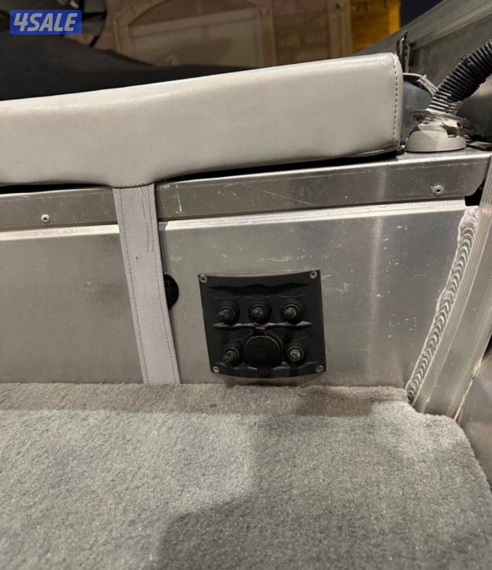 طراد كيمبل 12 قدم مع مكينه سوزوكي 20 حصان 20229