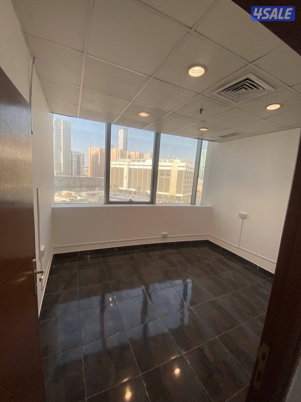 مكتب للايجار بسعر مميز بالكويت وموقع مميز3