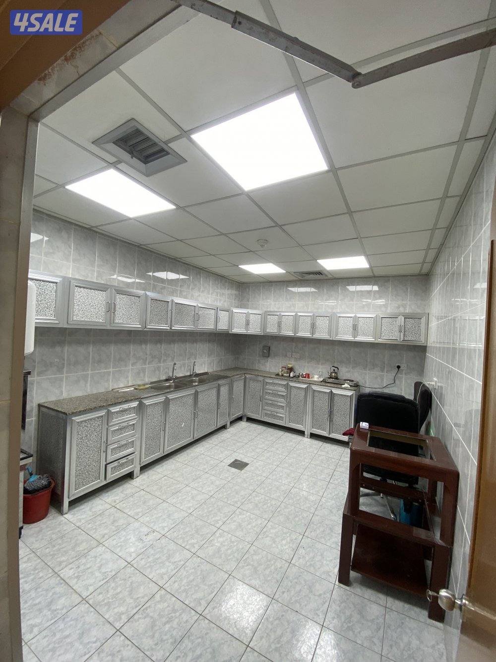 مكتب للايجار بسعر مميز بالكويت وموقع مميز14