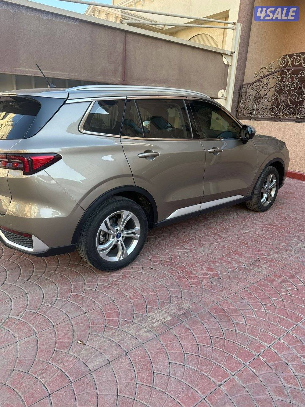 فورد تيرتوري4