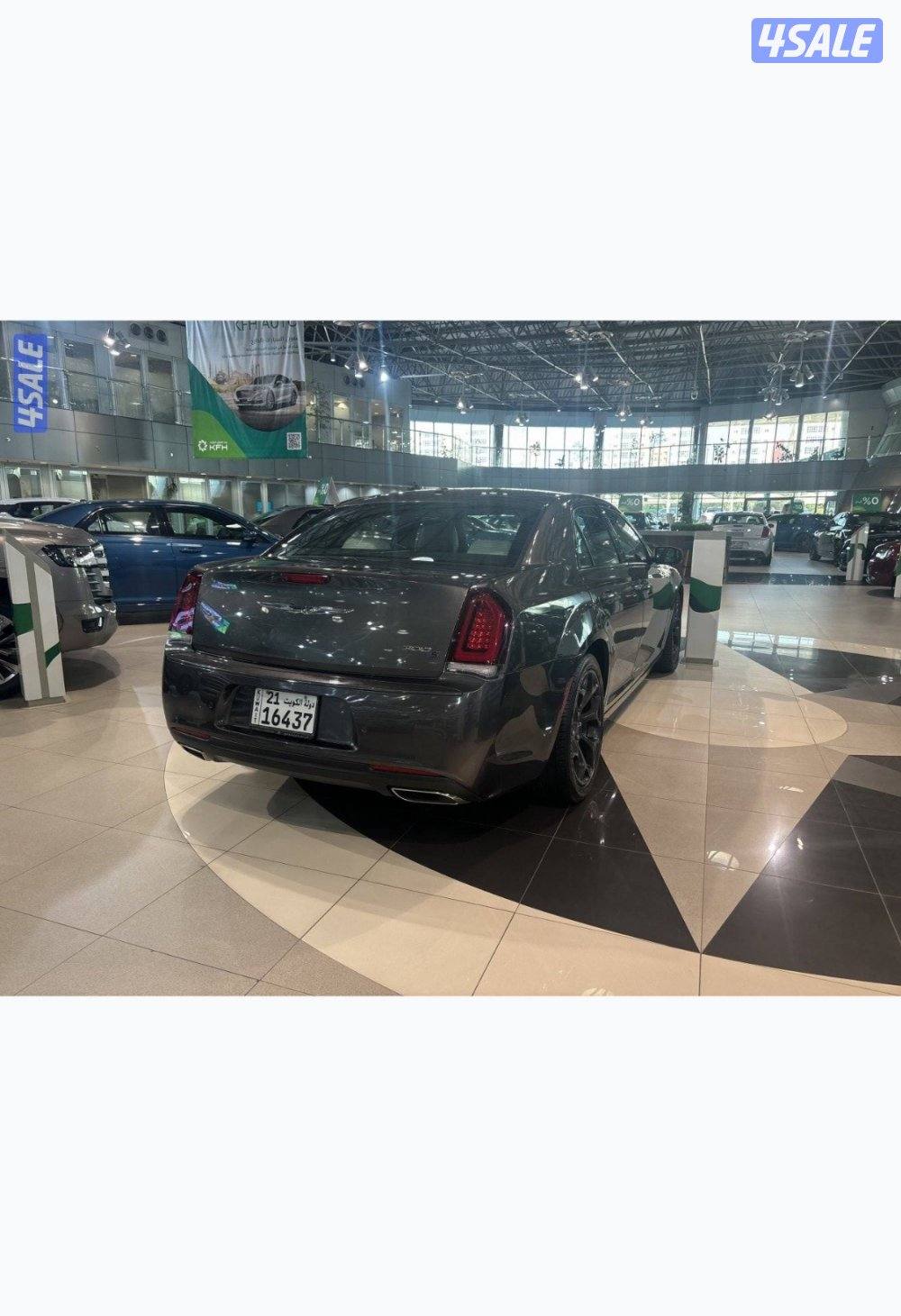 للبيع كرايزلر c300s1