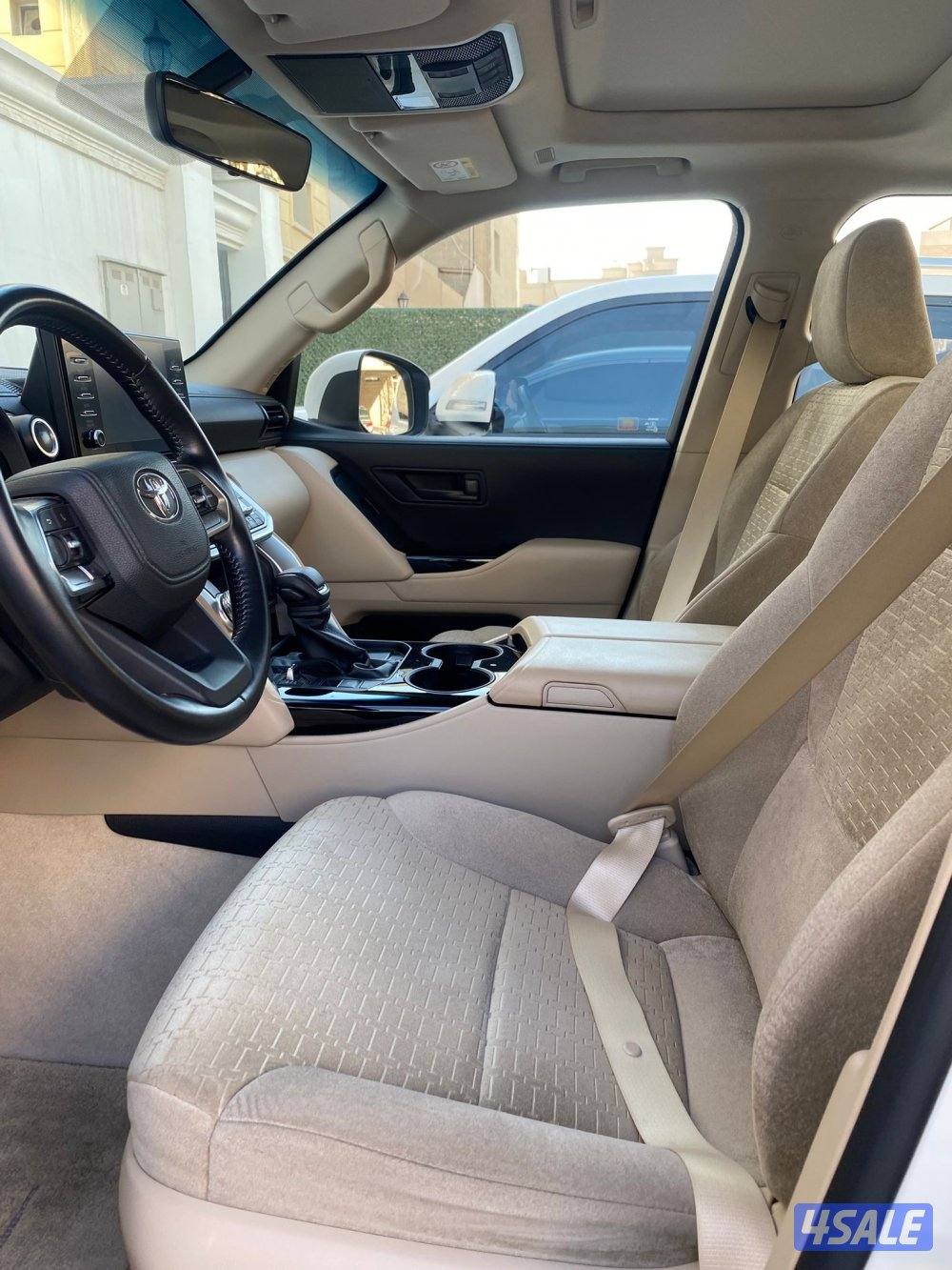 للبيع جيب تويوتا توين تيربو 2022 GXR ابيض الساير ماشي 31 ألف1