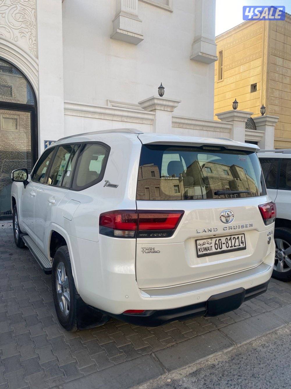 للبيع جيب تويوتا توين تيربو 2022 GXR ابيض الساير ماشي 31 ألف2