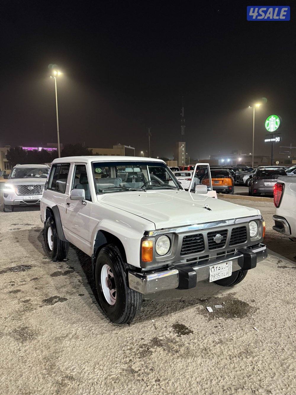 للبيع نيسان باب واحد 19931