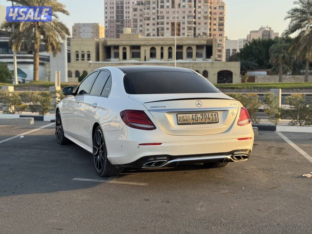 للبيع مرسيدس E43 AMG6