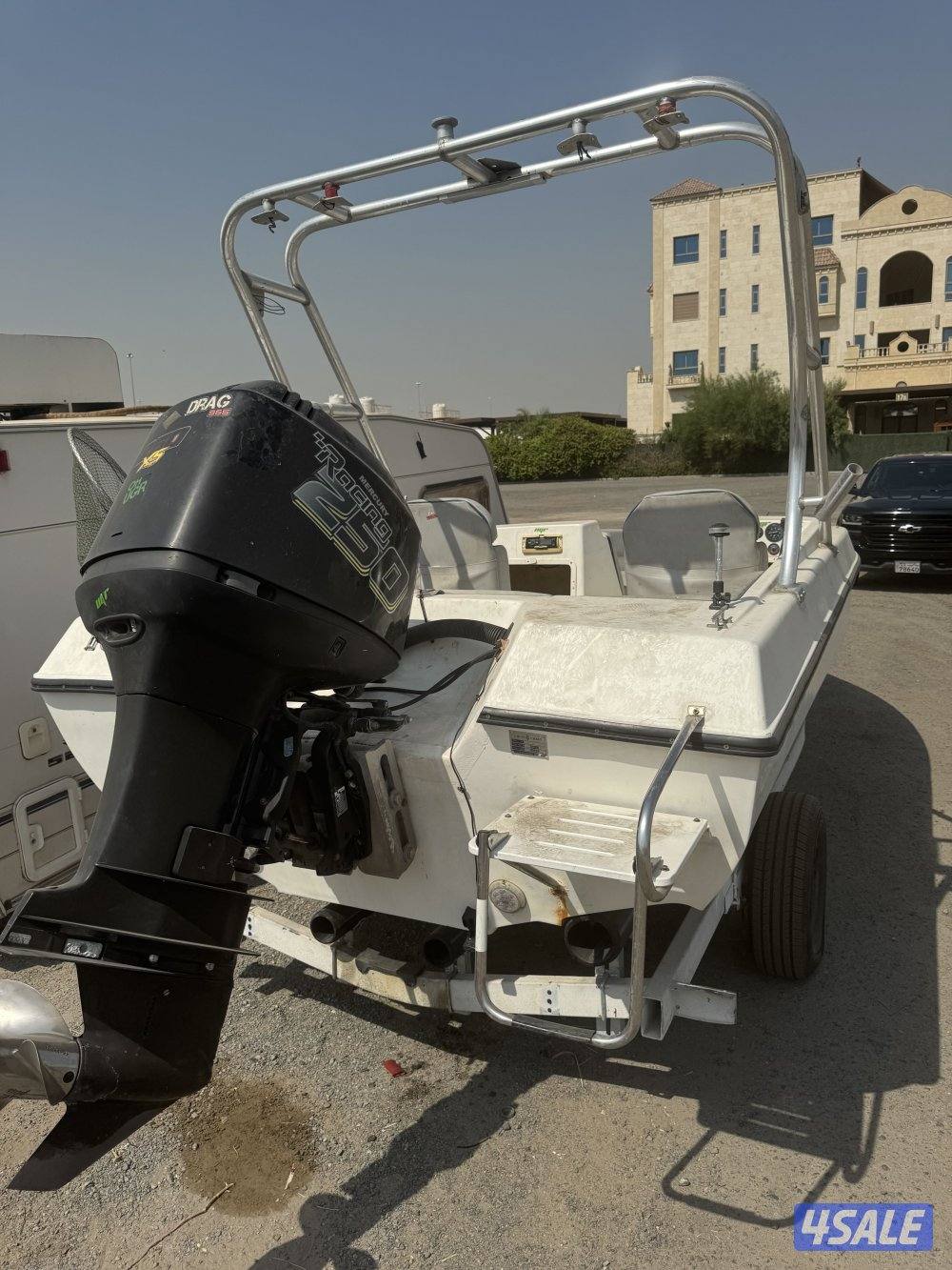 للبيع طراد 2013 /23 قدم0