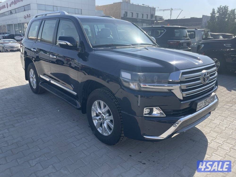 تويوتا لاندكروزر5