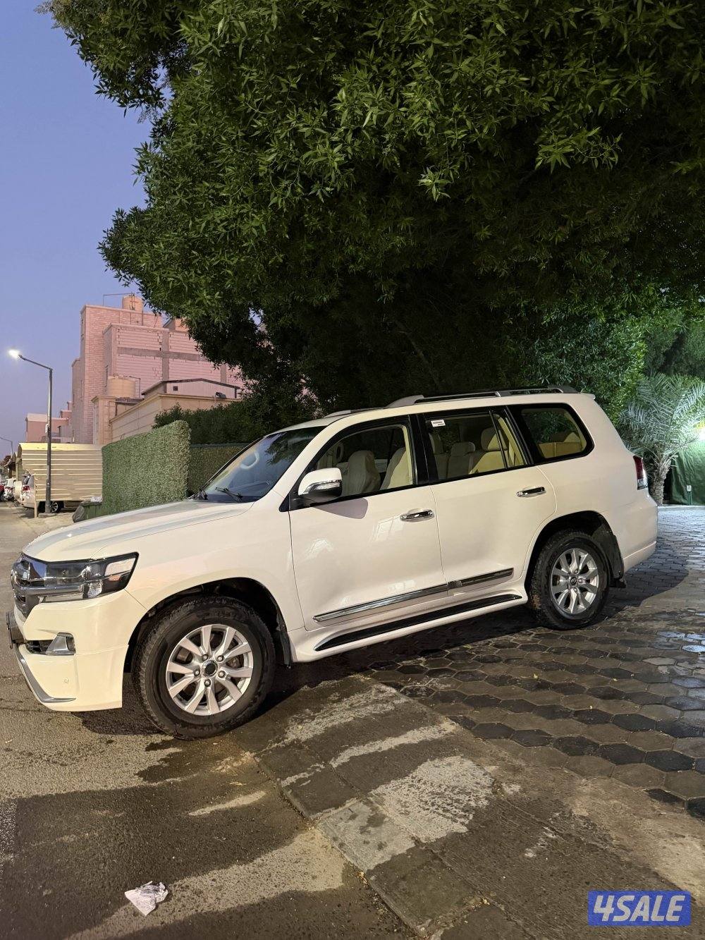 لاند كروزر 20165