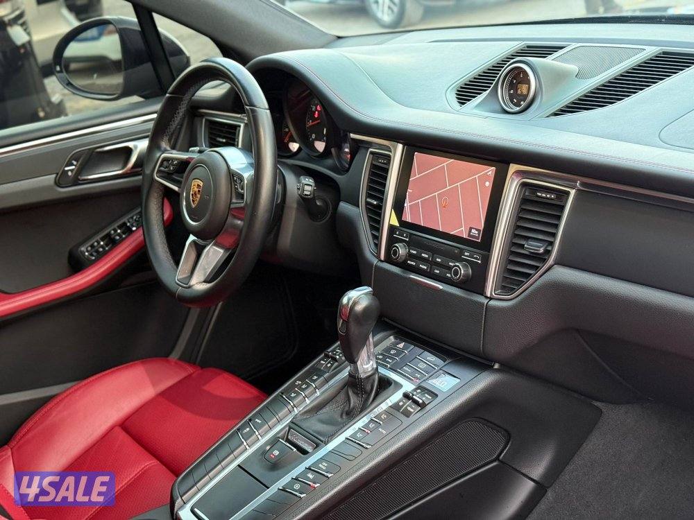 PORSCHE MACAN _20186