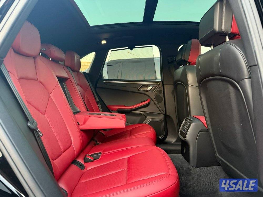 PORSCHE MACAN _20189