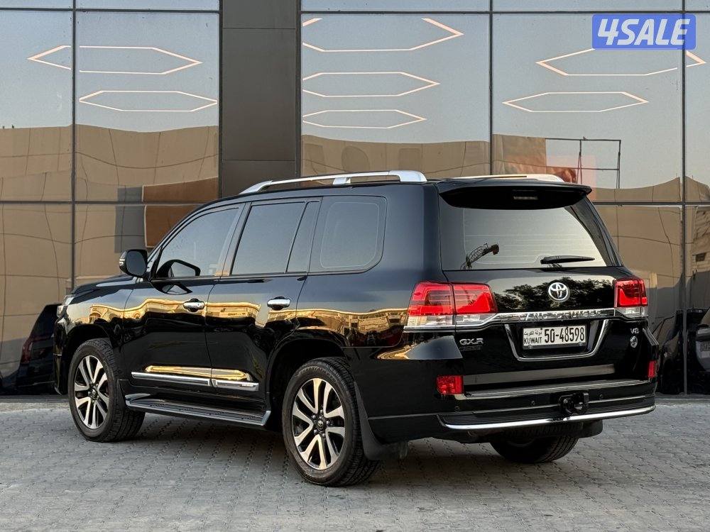 LAND CRUISER GRAND TOURING GXR V8 _20193