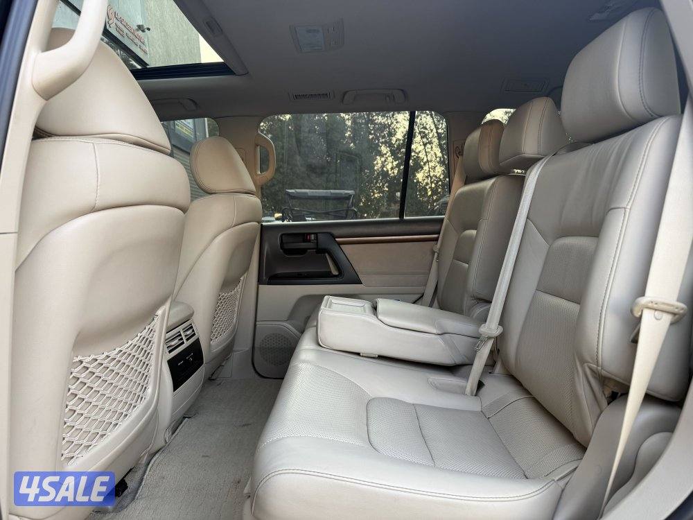 LAND CRUISER GRAND TOURING GXR V8 _20199