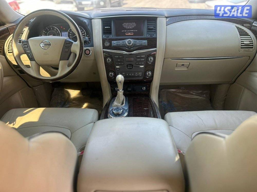 نيسان باترول بلاتنيوم.V86