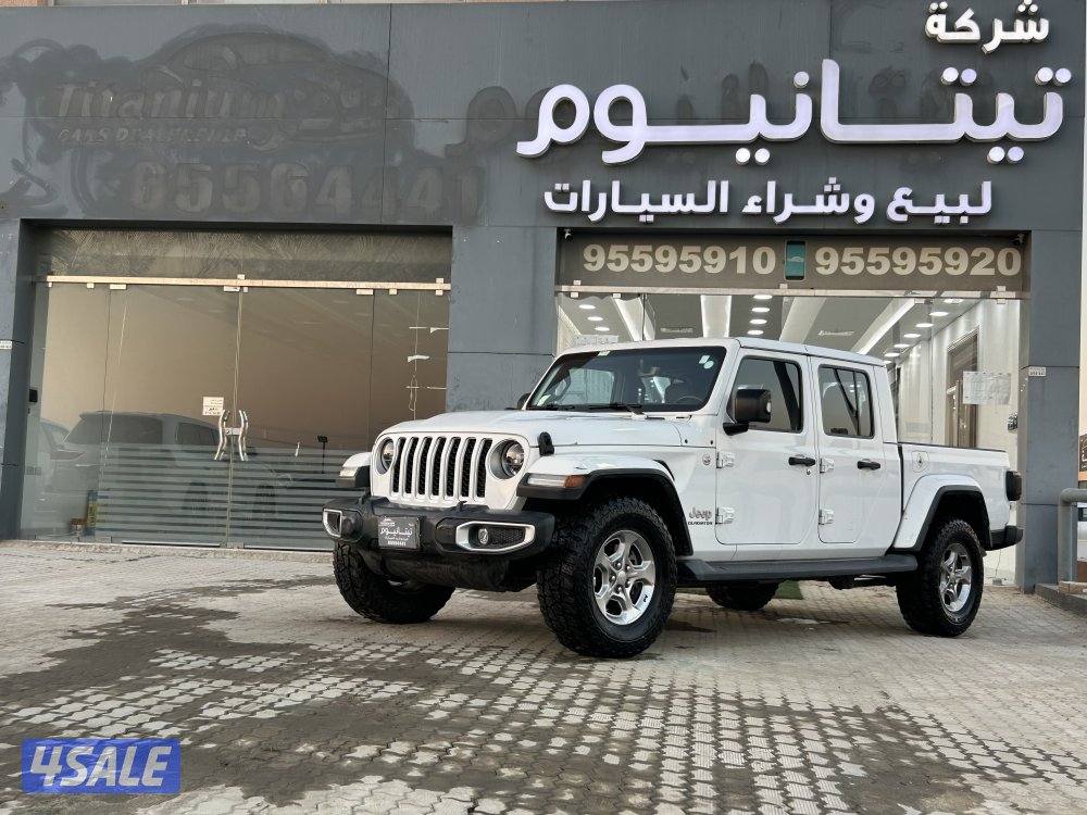 للبيع جيب جلاديتر OVER LAND0