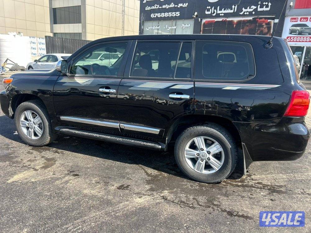 لاند كروزر GXR-V82