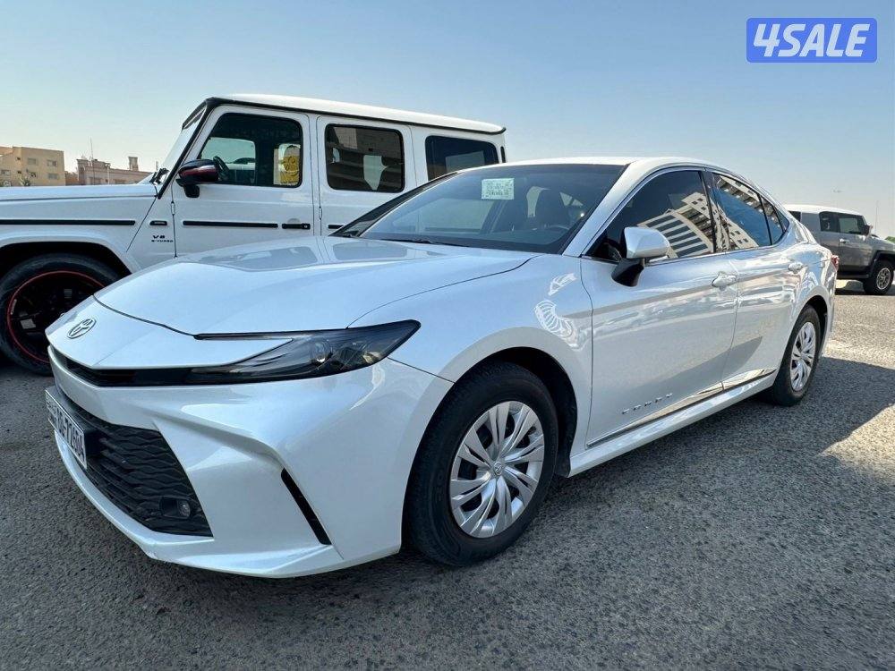 للبيع كامري موديل 20251