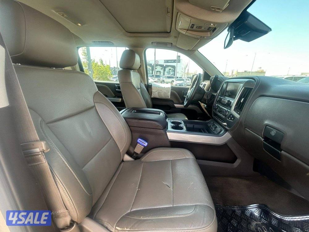 شيفرولية سلفرادو Z71 موديل 20155