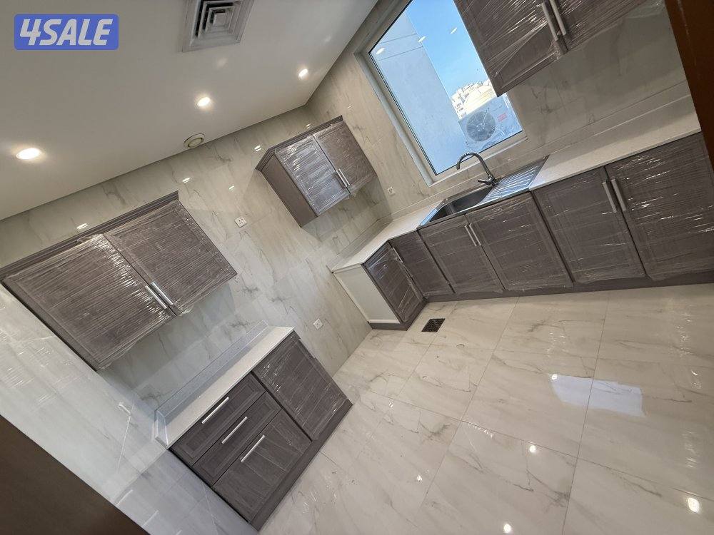 Upscale apartment for rent at prime location at Salmiya3