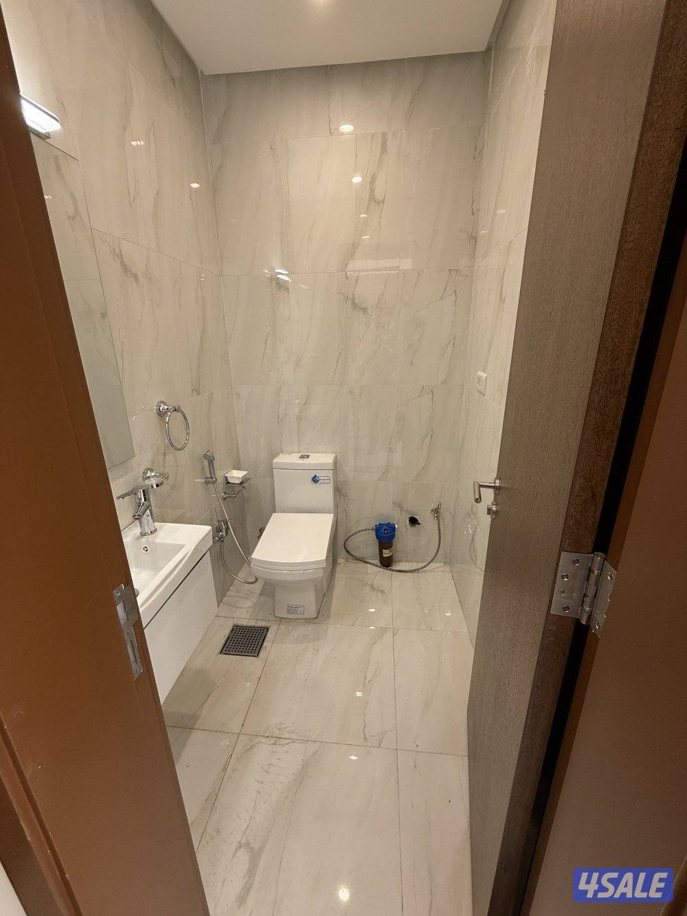 Upscale apartment for rent at prime location at Salmiya4