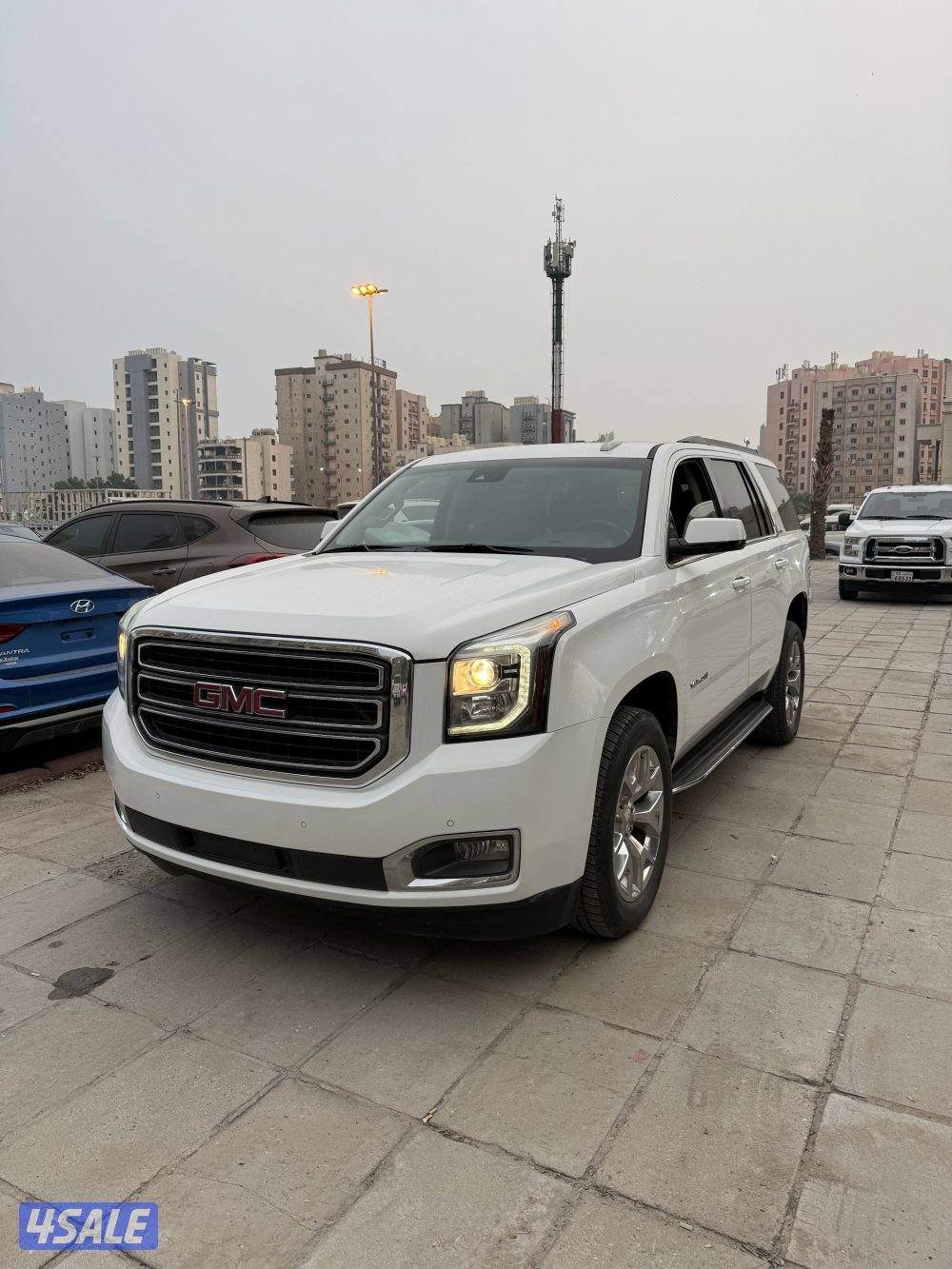 للبيع يوكن 2016 SLT1