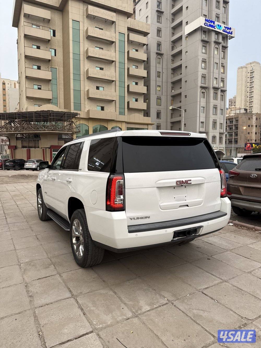 للبيع يوكن 2016 SLT4