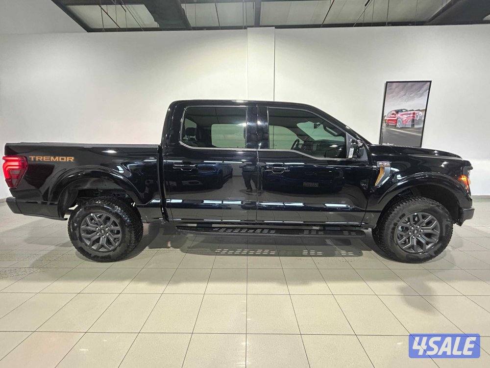 Ford F150 Tremor 2025 Crew Cab0