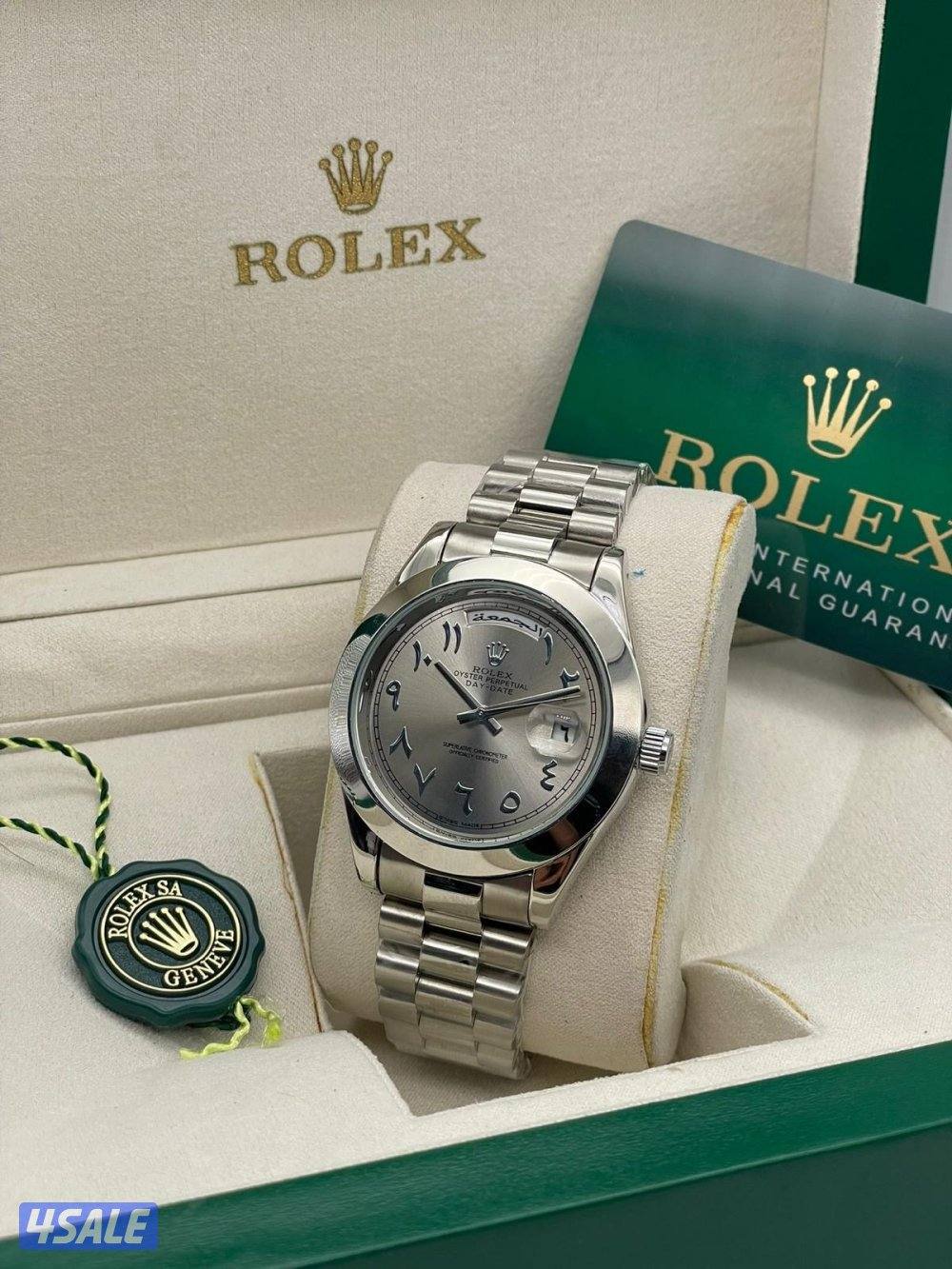 اي ساعه معروضة 12 دينار8