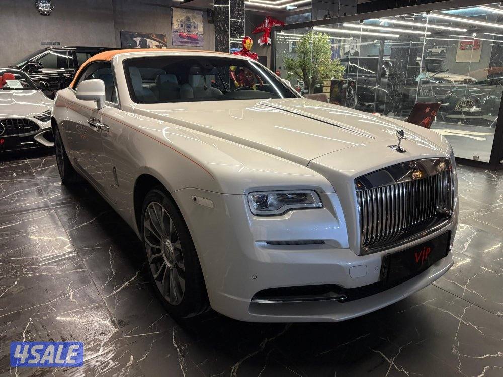 رولزرويس دان8