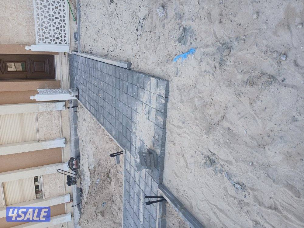 معلم بلاط متداخل وكربستون وكاشي وصب مزييك ارضيات وتركيب الحداق وتيل اص9