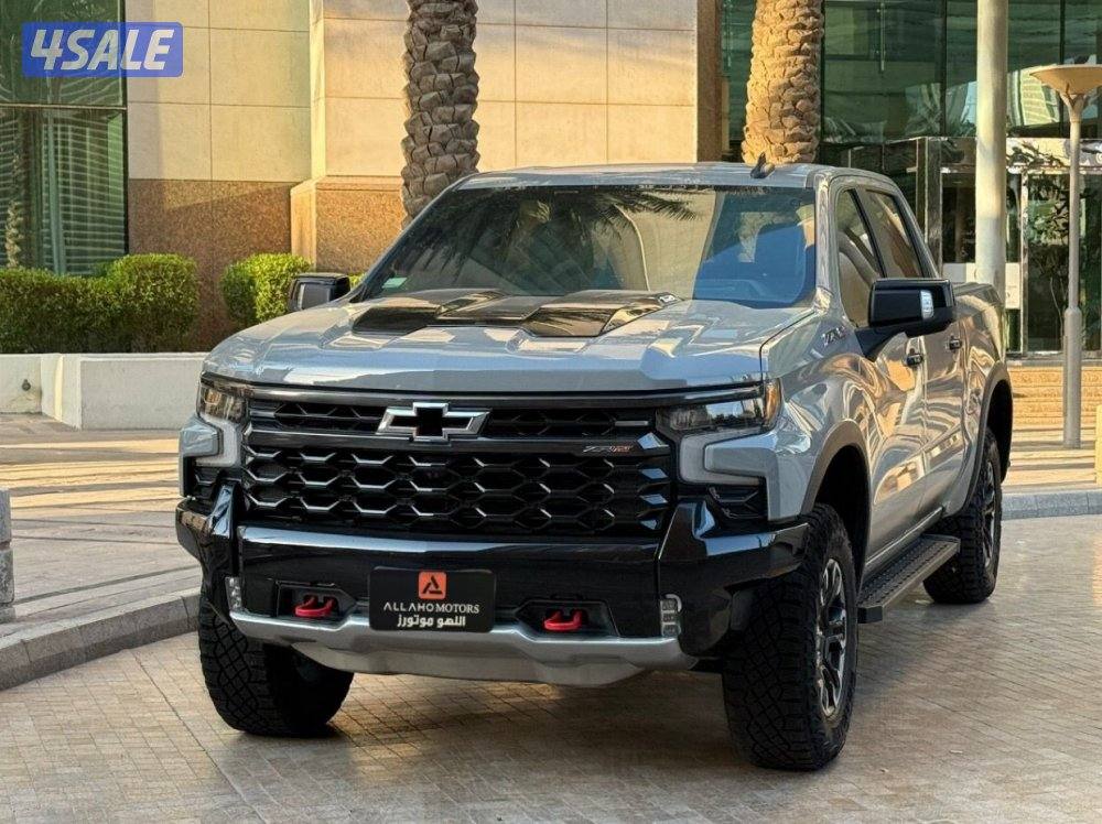 سلفرادوZR2 6.2 موديل2024 عداد38الف وارد الغانم تحت الكفاله+الصيانه1