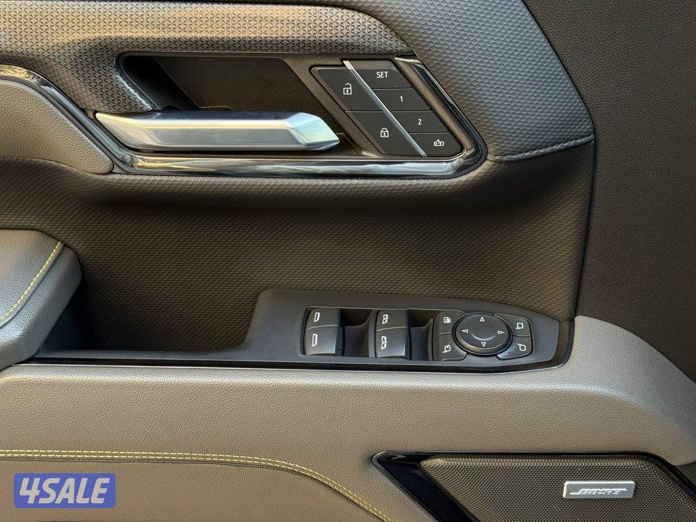 سلفرادوZR2 6.2 موديل2024 عداد38الف وارد الغانم تحت الكفاله+الصيانه10