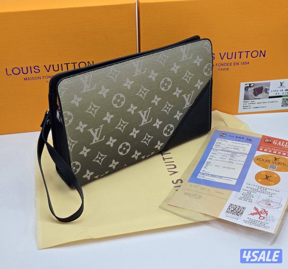 ‏حقائب درجة أولى نفس الأصلي ما يفرق شيء5