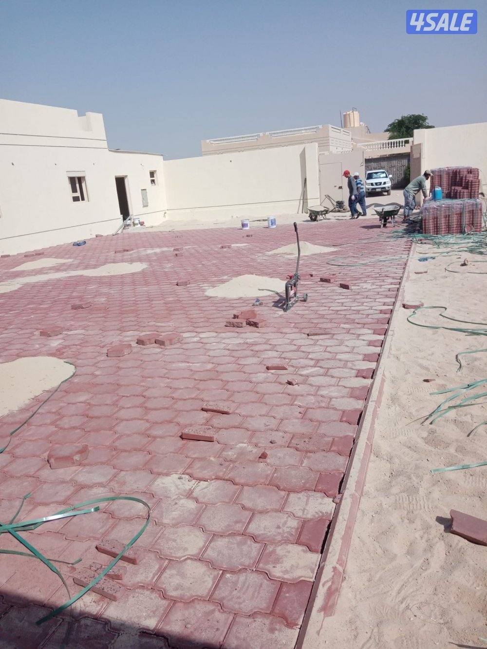 معلم فني لتركيب وتوريد البلاط المتداخل والكربستون وتنسيق الحداق5